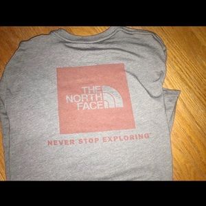 Men’s medium North face short sleeve